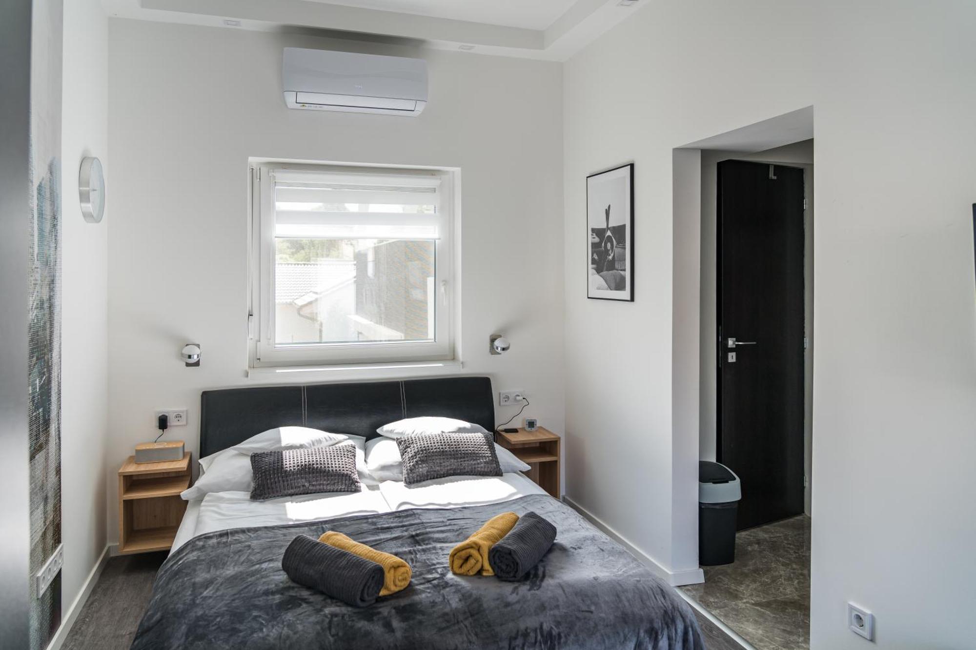 Balatonic Lemon Apartmanhaz Siófok Esterno foto