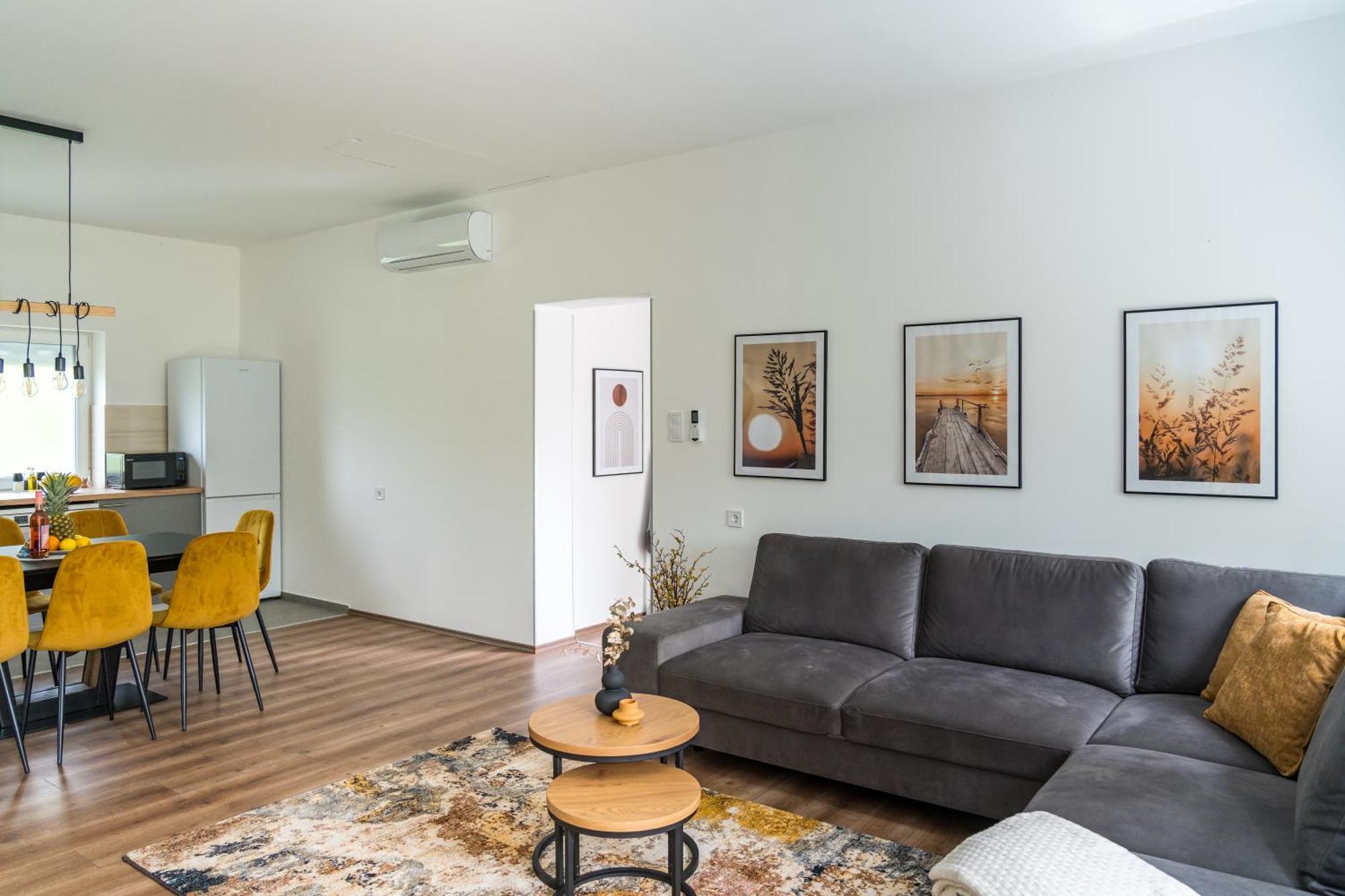 Balatonic Lemon Apartmanhaz Siófok Esterno foto